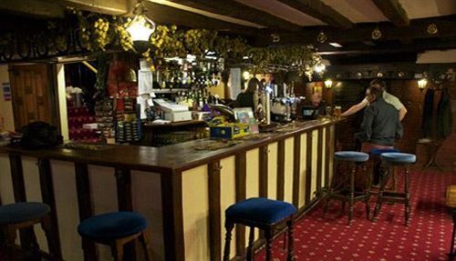 The Bear Inn And Burwash Motel Exterior foto